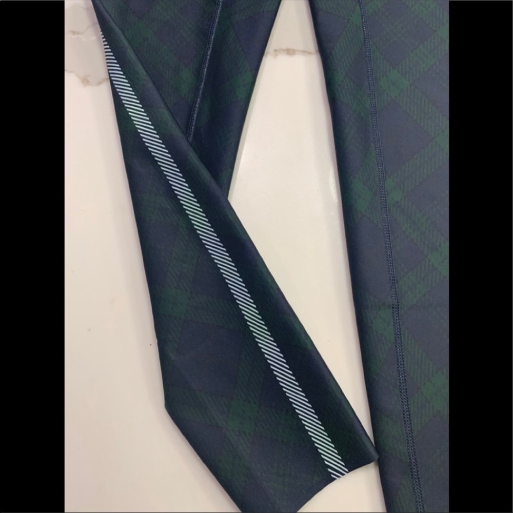 Ultracor nwot “ULTRA PLAID STITCH LEGGING"